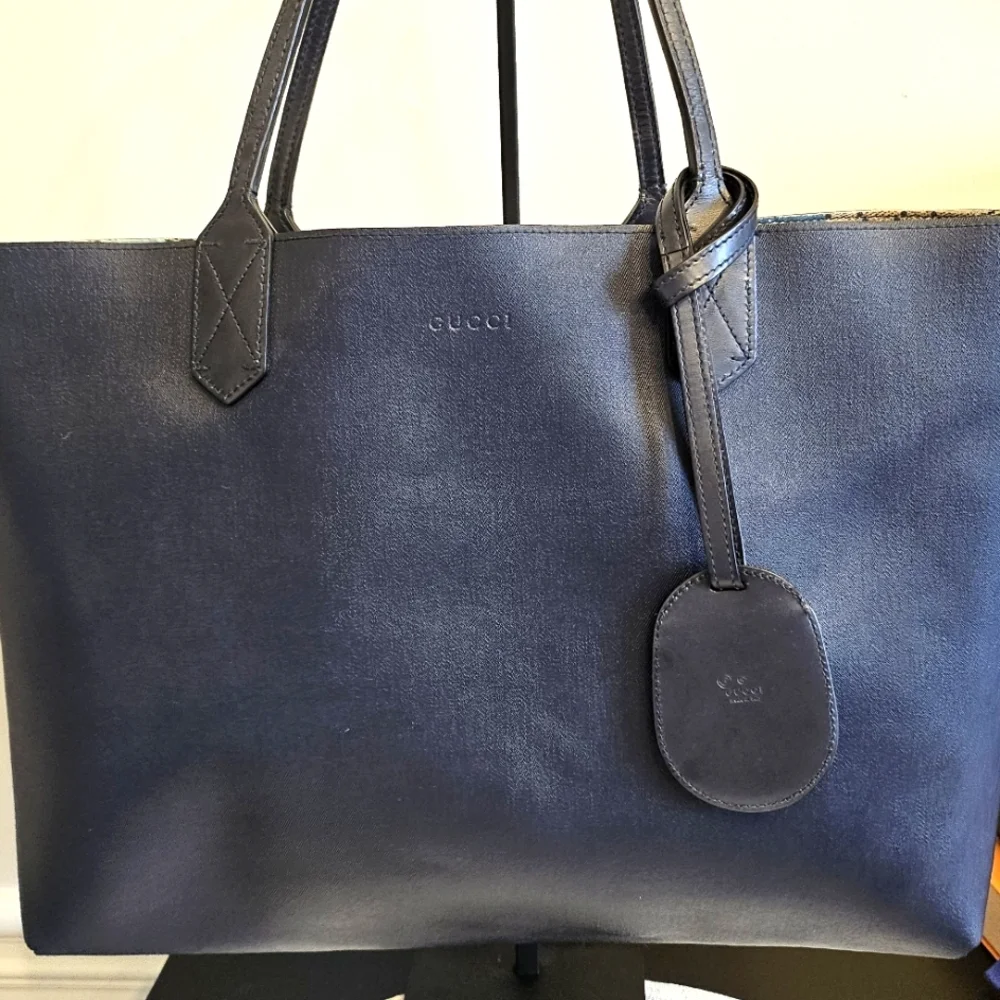 Gucci Bloom Floral Blue Tote Bag - Reversible - Picture 14 of 16